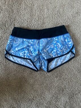 lululemon athletica Blue Floral Print Athletic Shorts with Black Waistband